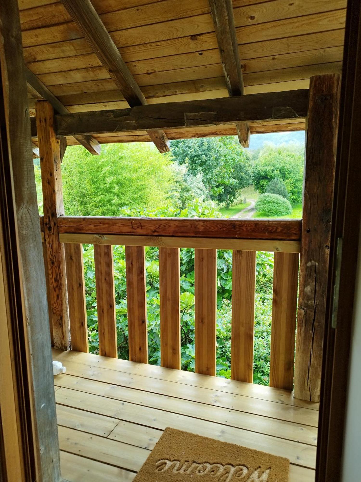 Chambres D'Hotes Aux Petits Belezins Saint-Amour  Εξωτερικό φωτογραφία